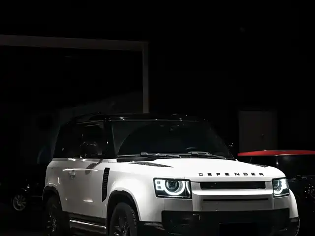 Land Rover Land Rover Defender 2021 90 P400 X-DYNAMIC S