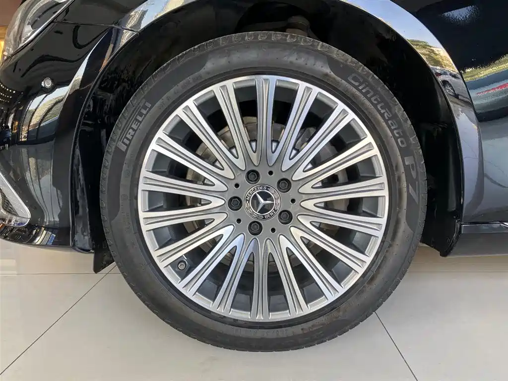 Mercedes-Benz E-Class 2023 E 300 L Luxury фото 20