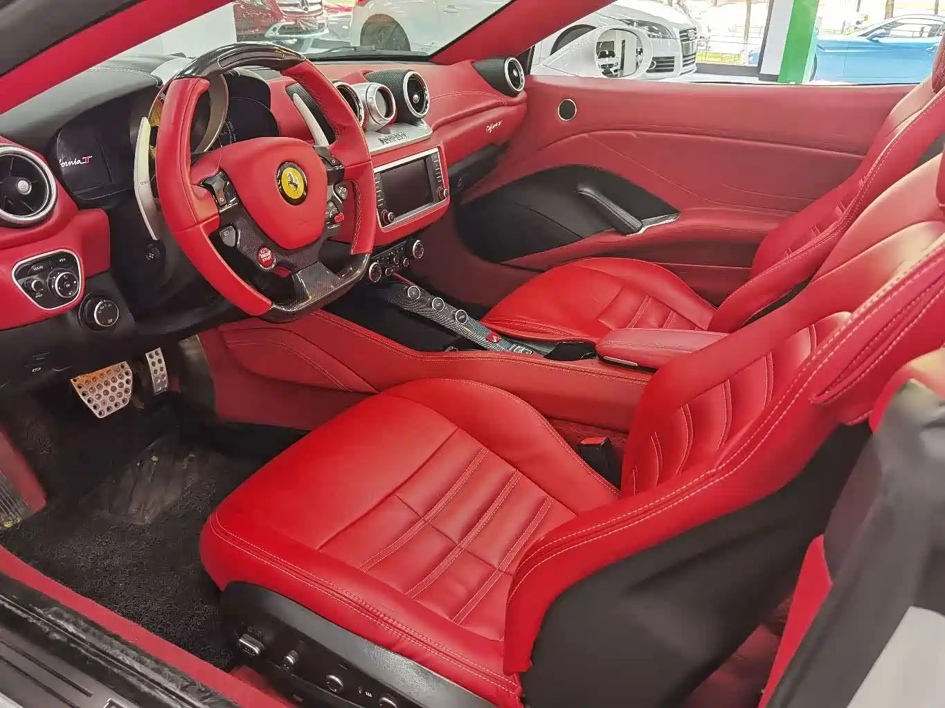 Ferrari California T 2015 3.9T Standard фото 9