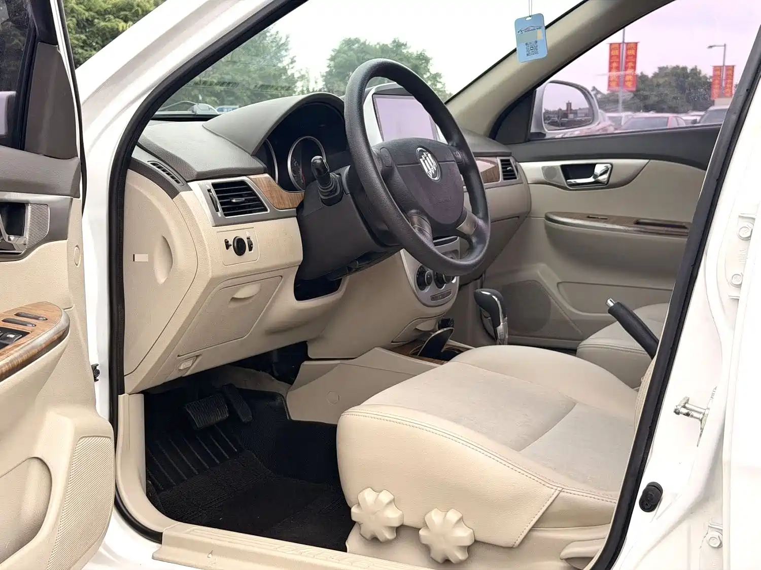 Фото 5 - Buick Excelle