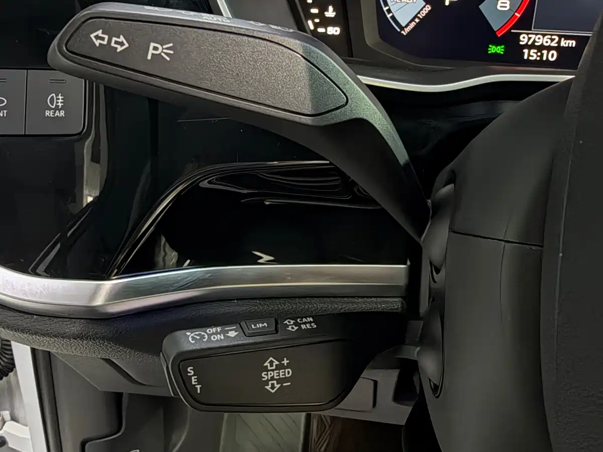 Фото 25 - Audi Q3