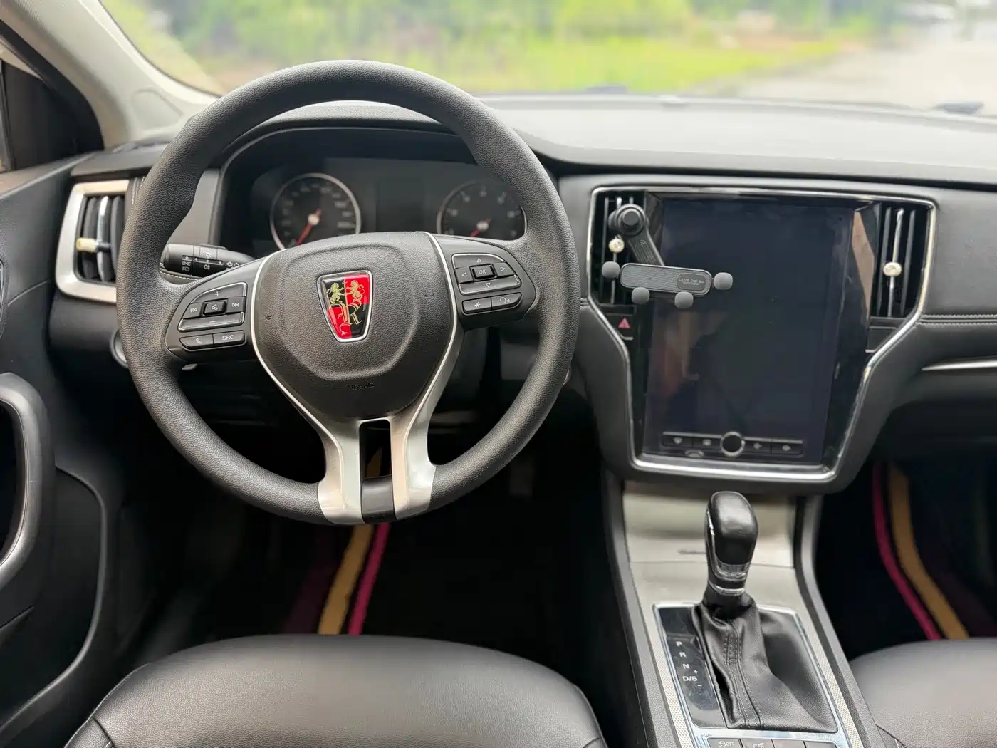 Roewe i6 2019 2019 PLUS 1.6L CVT 4G Connected Flagship Great Edition