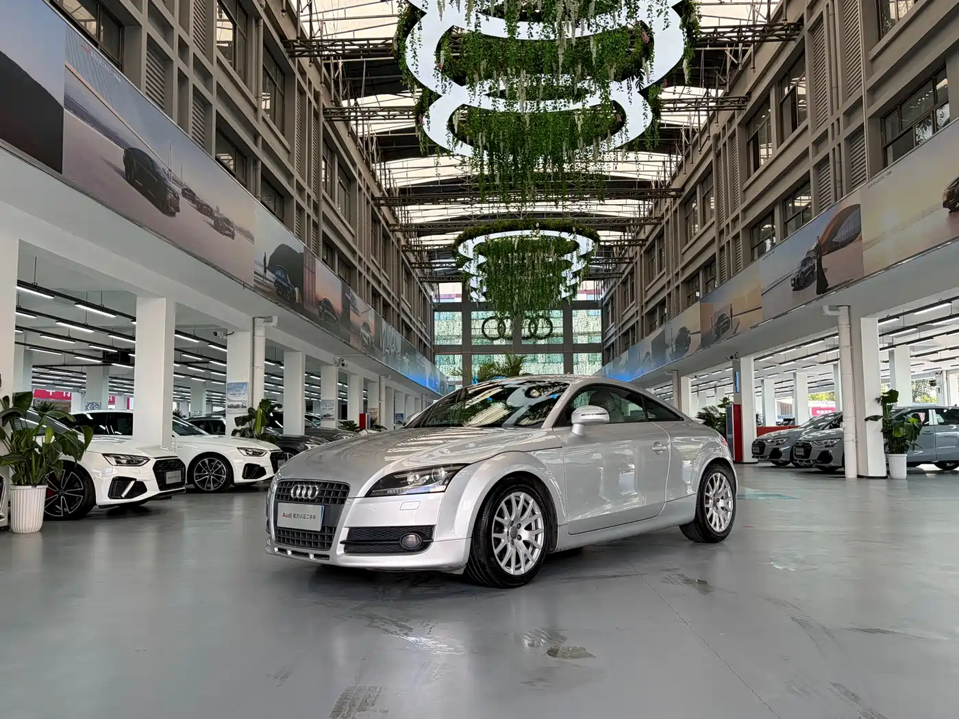 Audi TT 2009 2008 Model TT Coupe 2.0TFSI