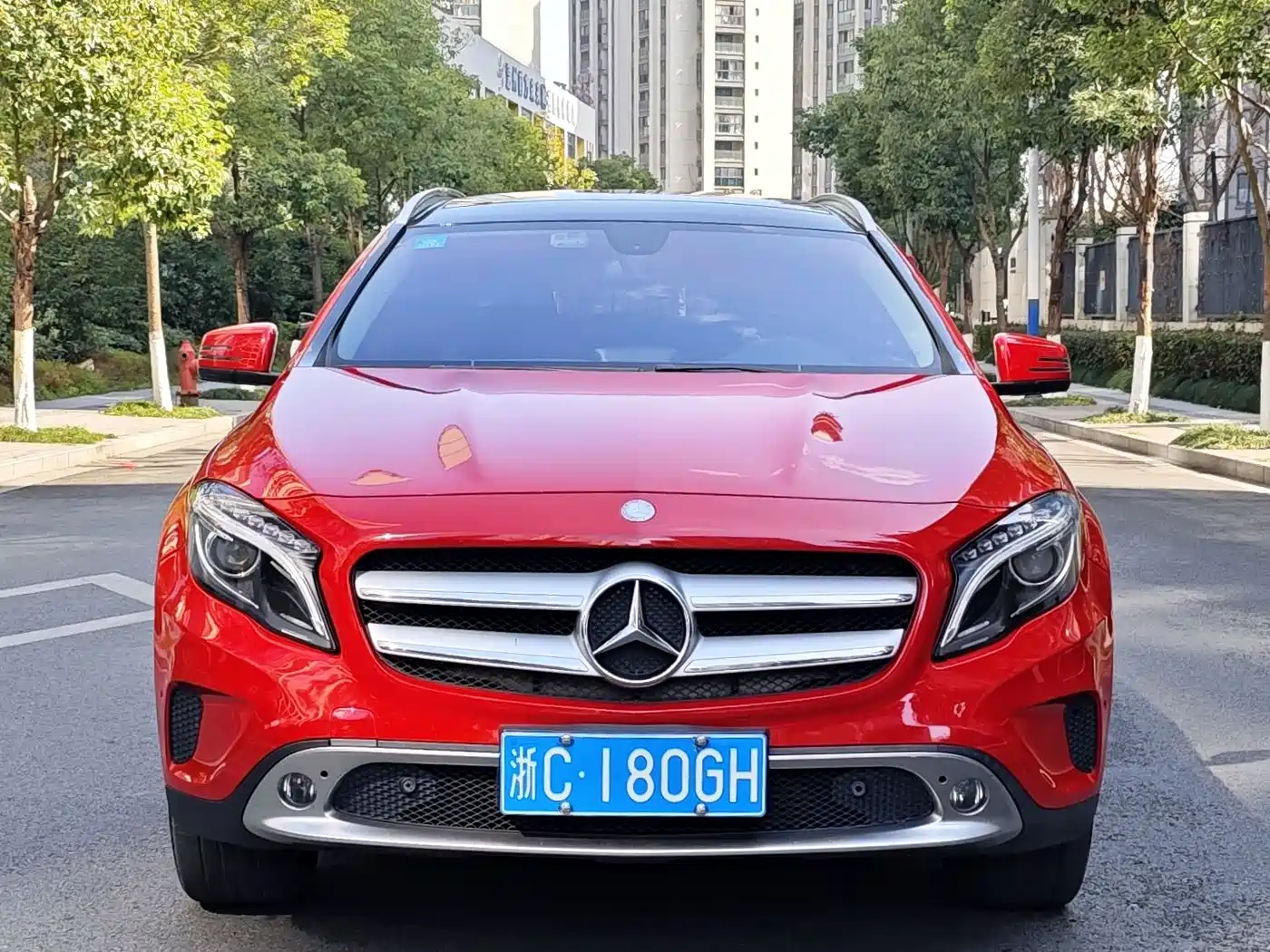 Mercedes-Benz GLA 2015 GLA 220 4MATIC Fashion Edition фото 8