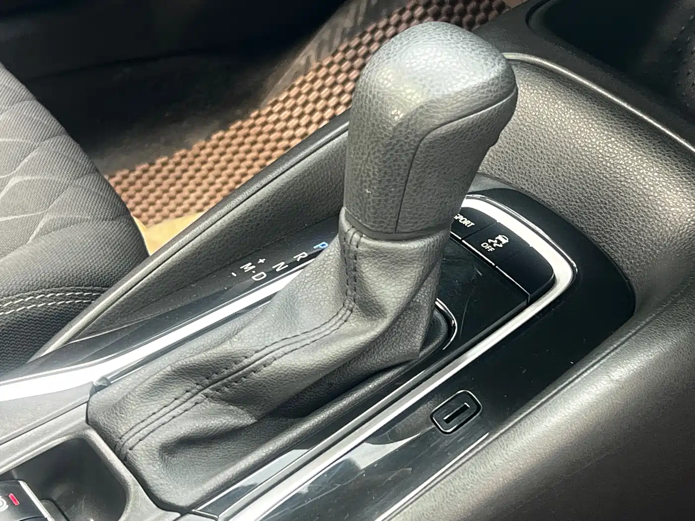 Toyota Allion 2021 2.0L Luxury Edition фото 38