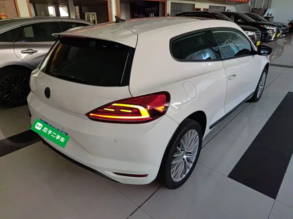 Volkswagen Scirocco 2017 2015 2.0TSI Luxury Edition