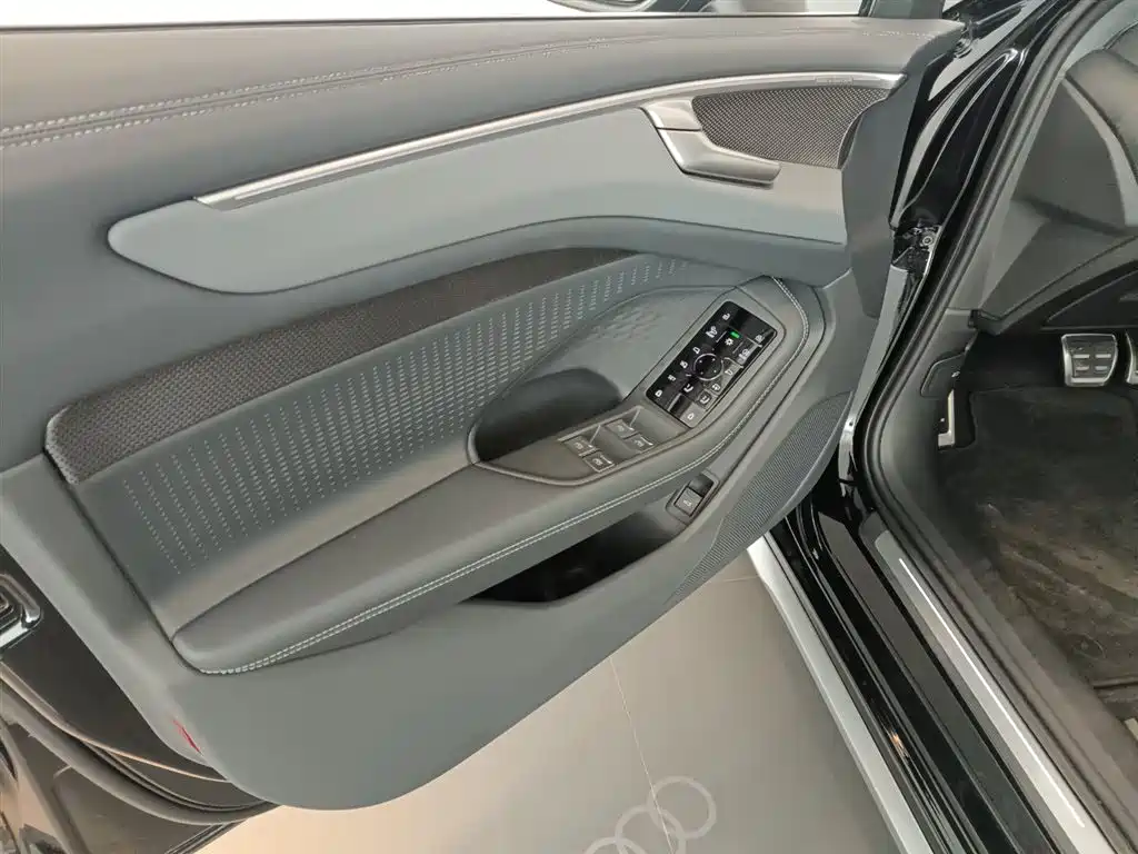 Audi A6L 2026 2026 Model 2.0T High Power Sport Edition