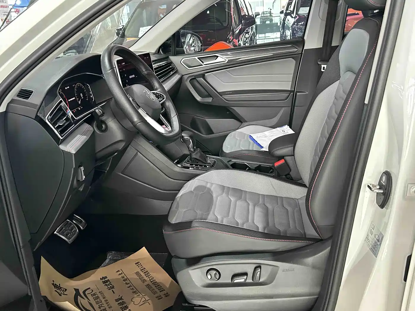 Volkswagen Tiguan X 2022 330TSI 2WD Flagship Edition фото 13