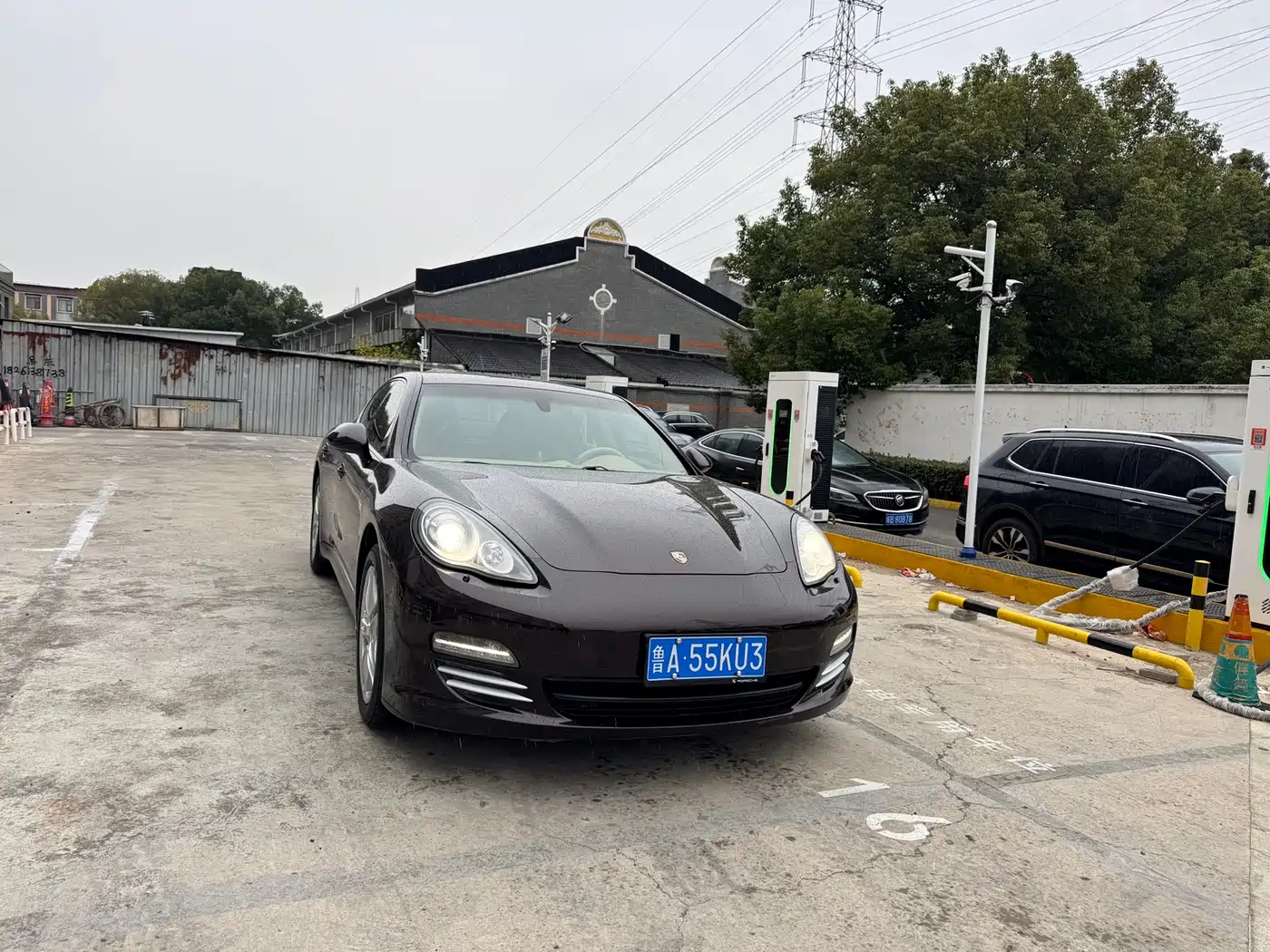 Porsche Panamera 2013 Panamera 4 Platinum Edition 3.6L фото 2