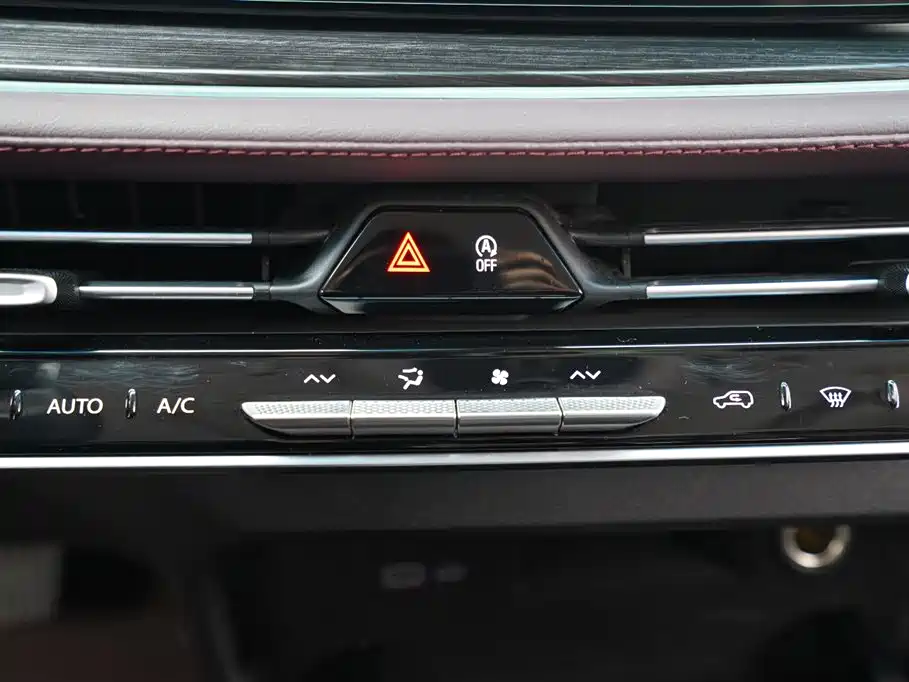 Buick Century 2023 2.0T 6-Seat World Edition фото 9