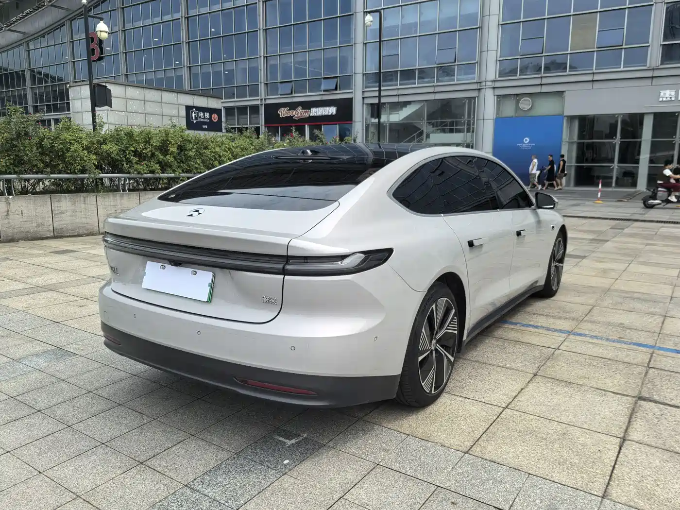 NIO ET7 2024 2024 75kWh Executive Edition