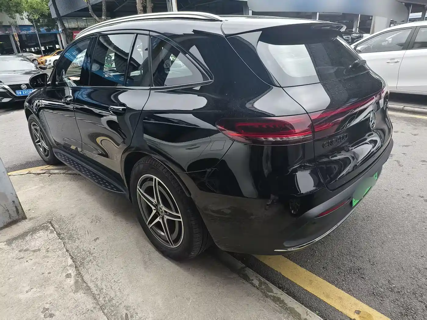 Mercedes-Benz EQC 2021 EQC 400 4MATIC фото 14