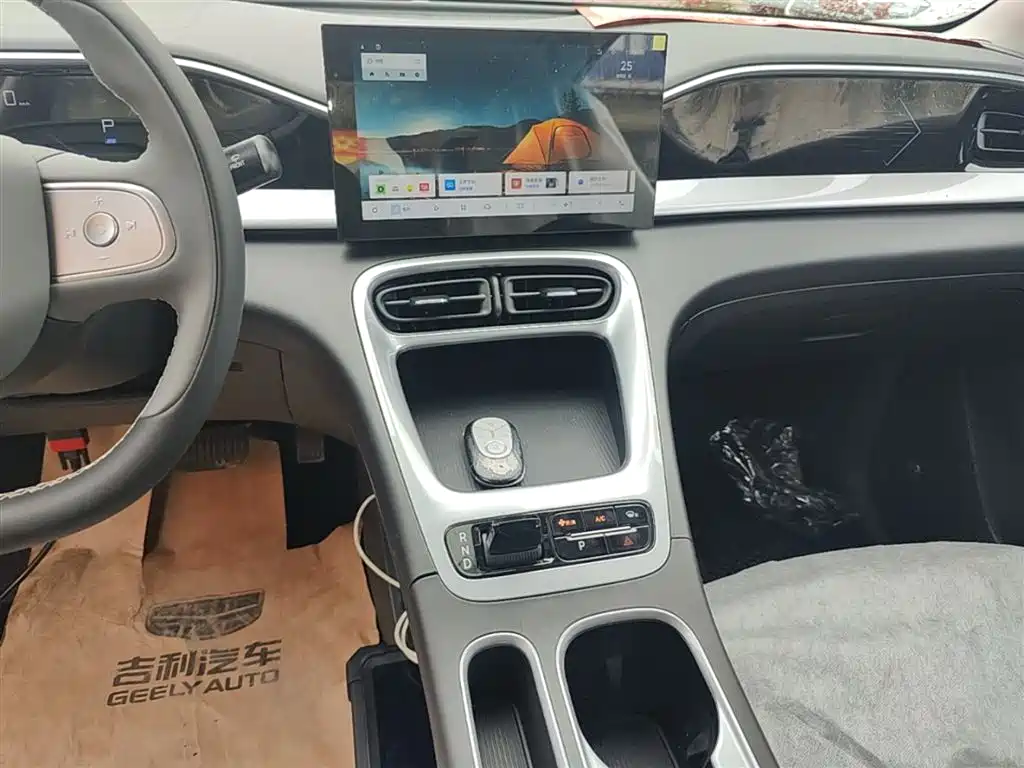 Geely Galaxy Starry Wish 2026 Edition 310km Youth Version фото 13