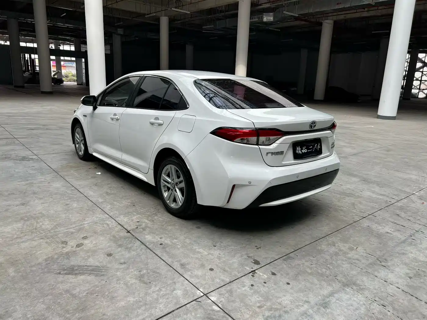 Toyota Levin 2022 Dual Engine 1.8H E-CVT Luxury Edition фото 6