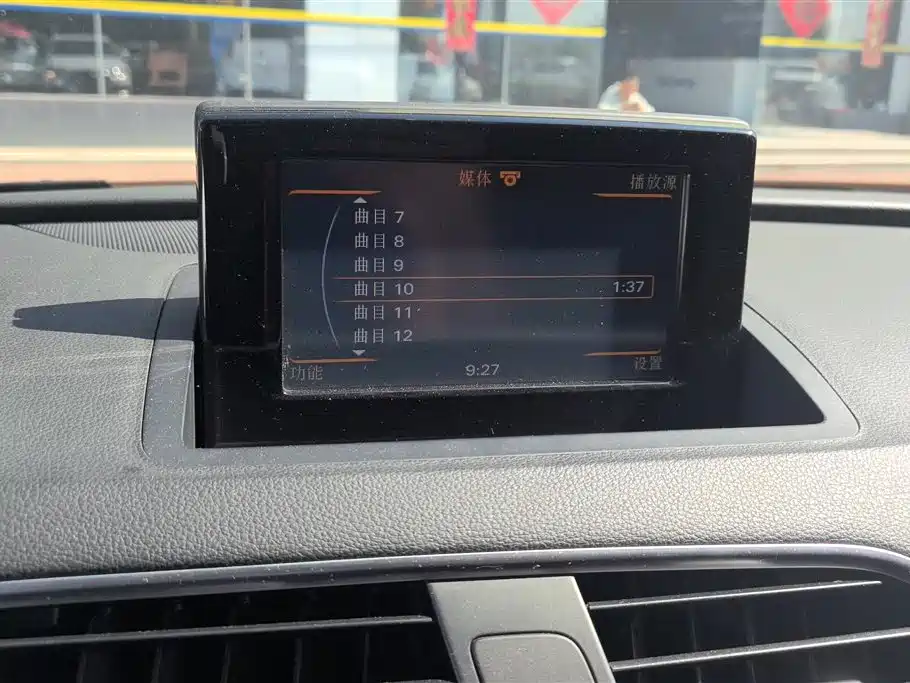 Audi Q3 2015 30 TFSI Progressive фото 13