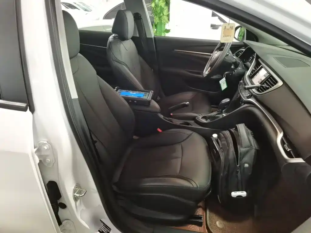 Photo 25 - Buick Excelle