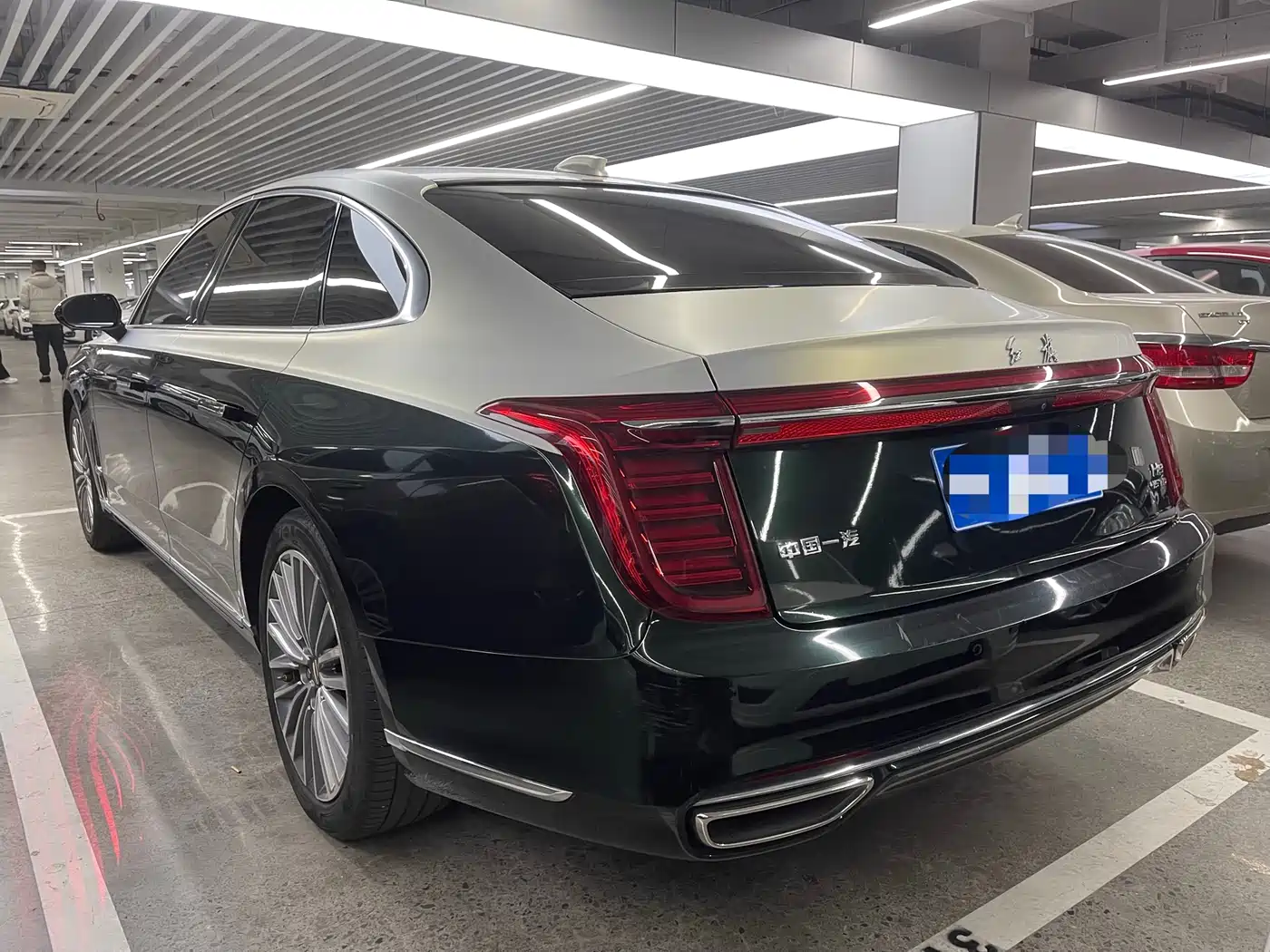  HONGQI H9