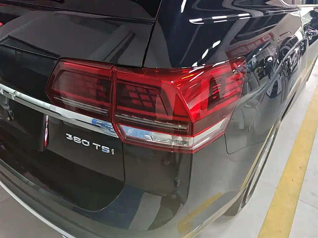 Volkswagen Teramont 2019 380TSI 4WD Comfort China VI фото 8
