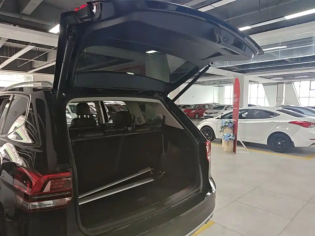 Volkswagen Teramont 2019 380TSI 4WD Comfort China VI фото 19