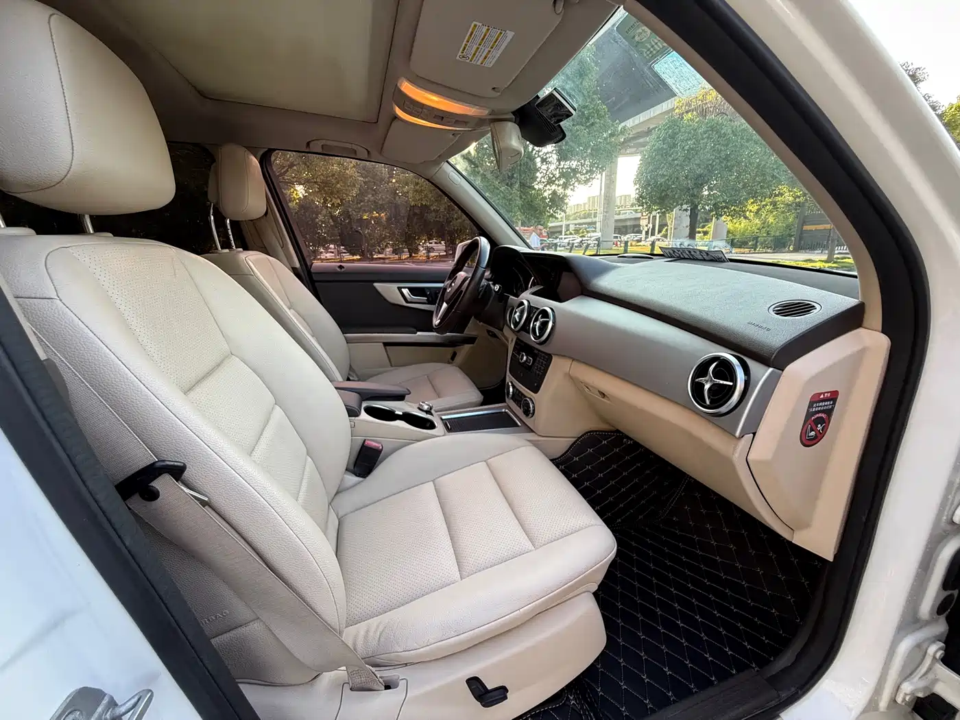 Mercedes-Benz GLK-Class 2013 GLK 300 4MATIC Dynamic Sunroof фото 16