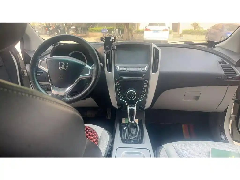 Luxgen U6 SUV 2014 2014 1.8T Fashion