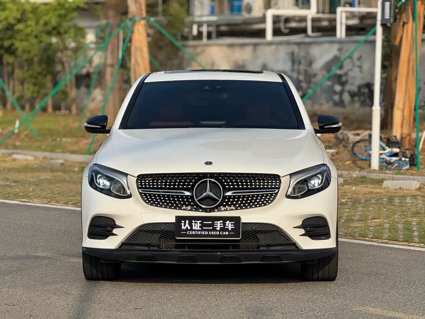Mercedes-Benz GLC Coupe 2019 GLC 260 4MATIC Coupe SUV фото 2