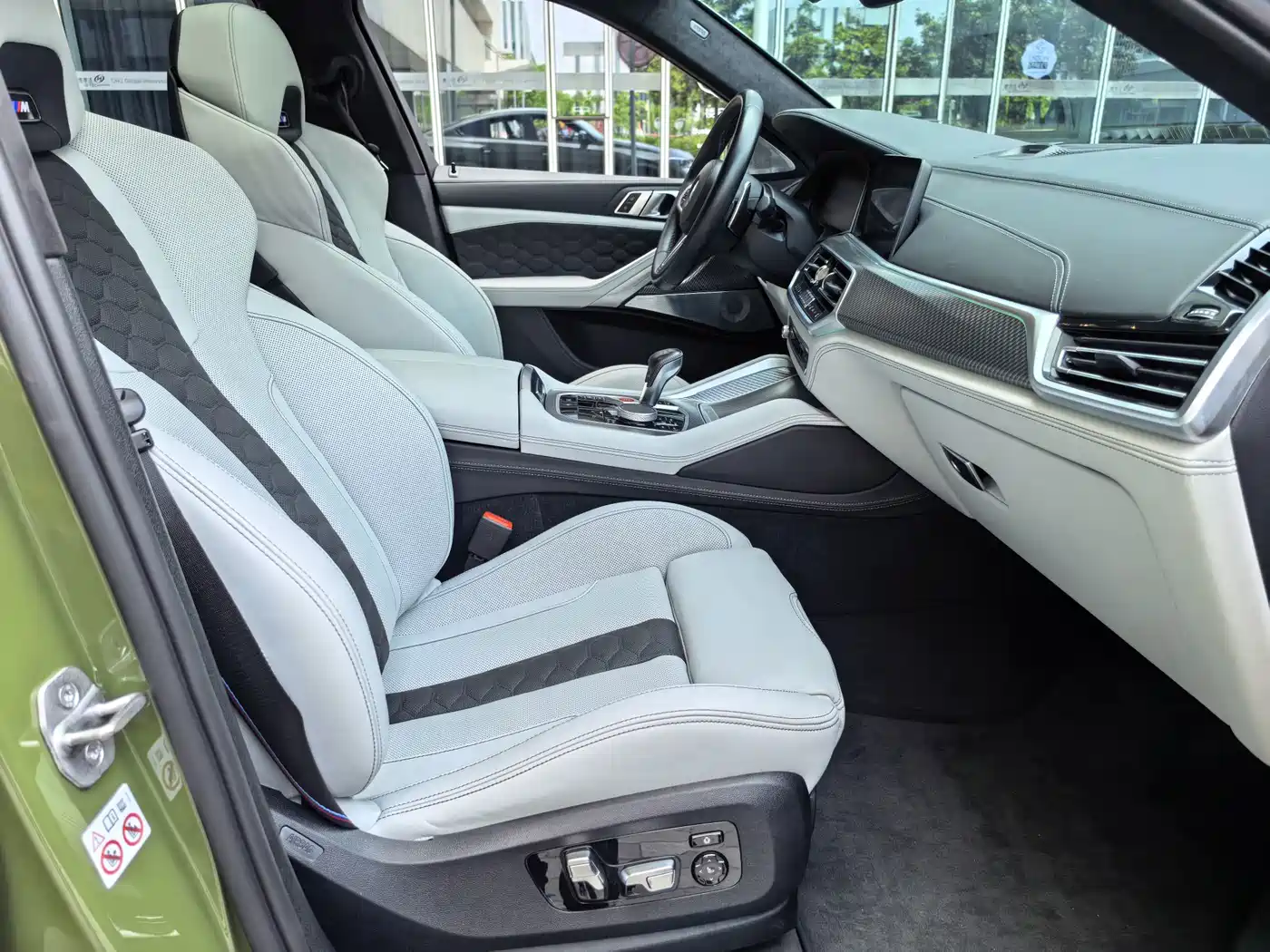 BMW X6 M 2022 2022 X6 M