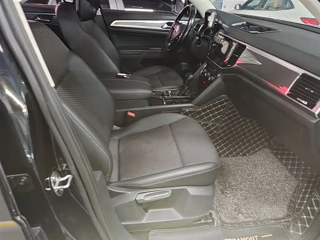Volkswagen Teramont 2019 380TSI 4WD Comfort China VI фото 25