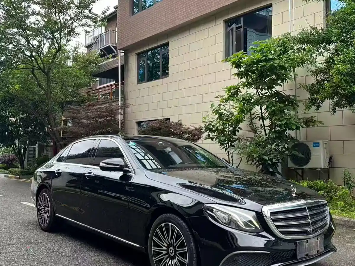 Mercedes-Benz E-Class 2016 E 300 L Luxury фото 3