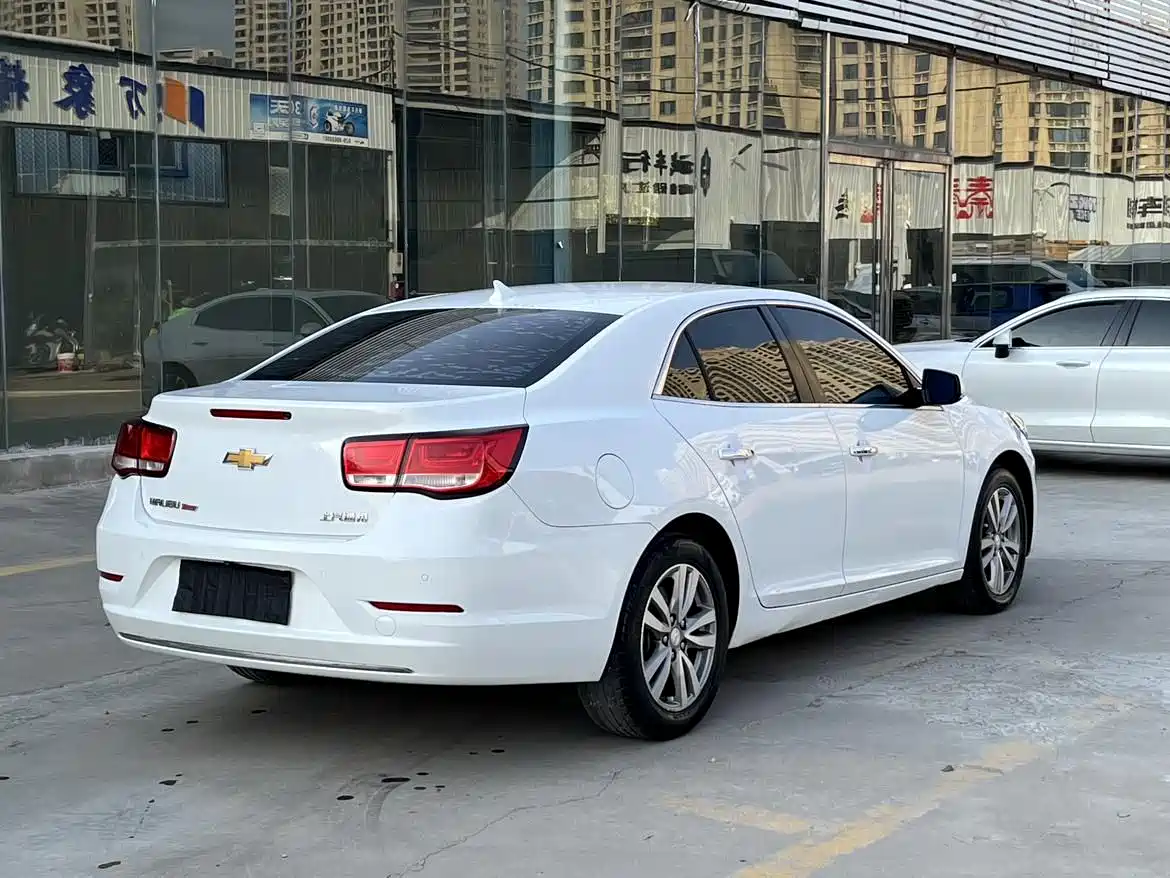 Chevrolet Malibu 2016 1.6T Automatic Luxury Edition фото 18