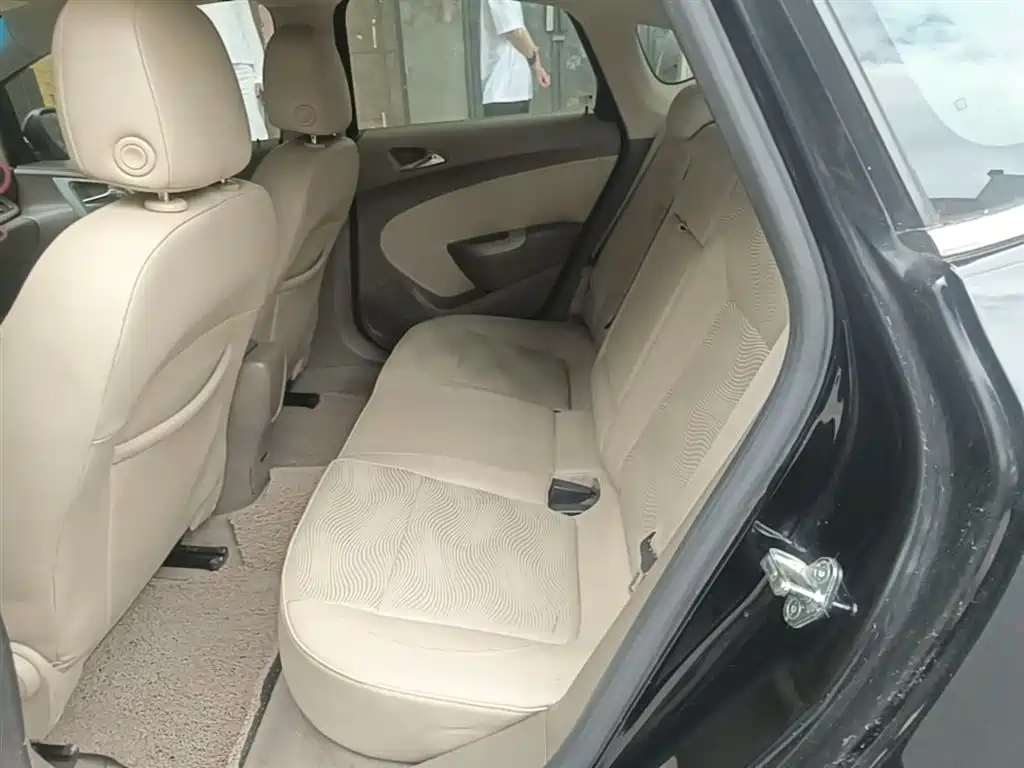 Buick Excelle 2013 GT 1.6L Automatic Fashion Edition фото 17