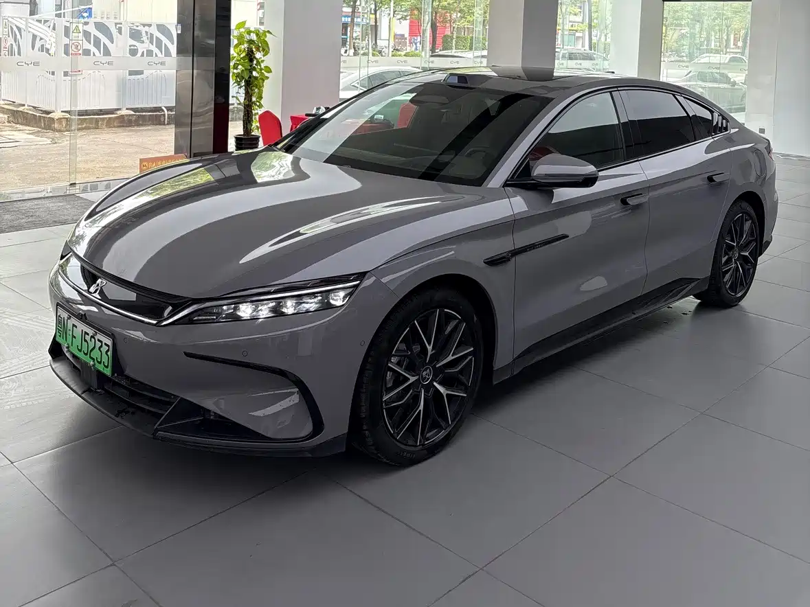 BYD Han 2025 DM-i 125KM LiDAR Smart Driving