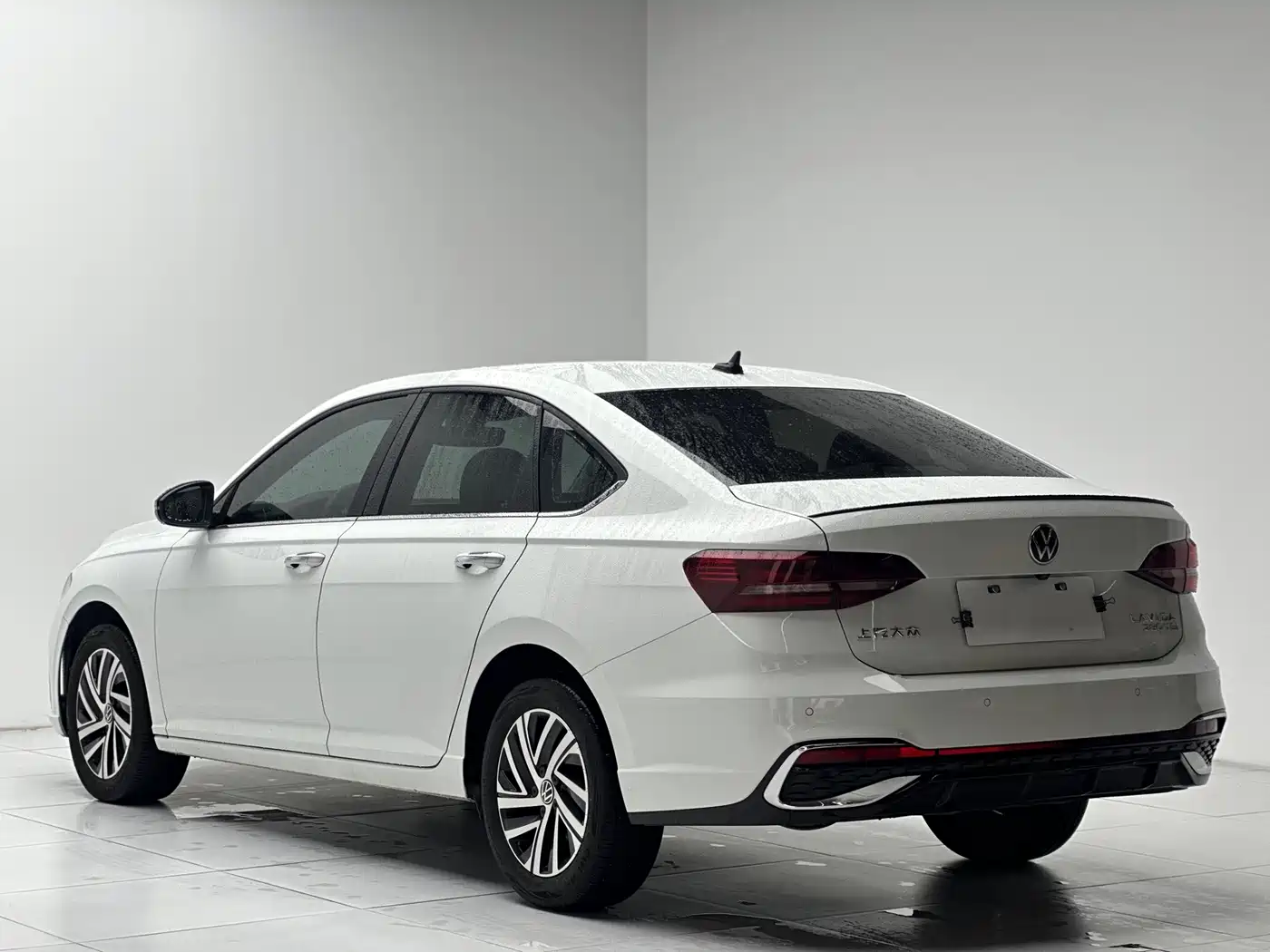 Volkswagen Lavida 2023 280TSI DSG Starlight Comfort Edition фото 9