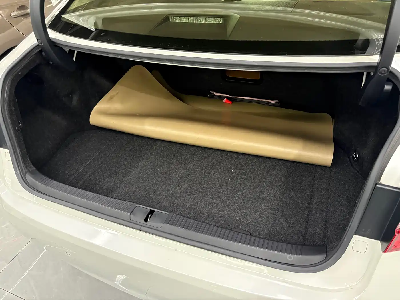 Lexus ES 2015 200 Comfort Edition фото 13