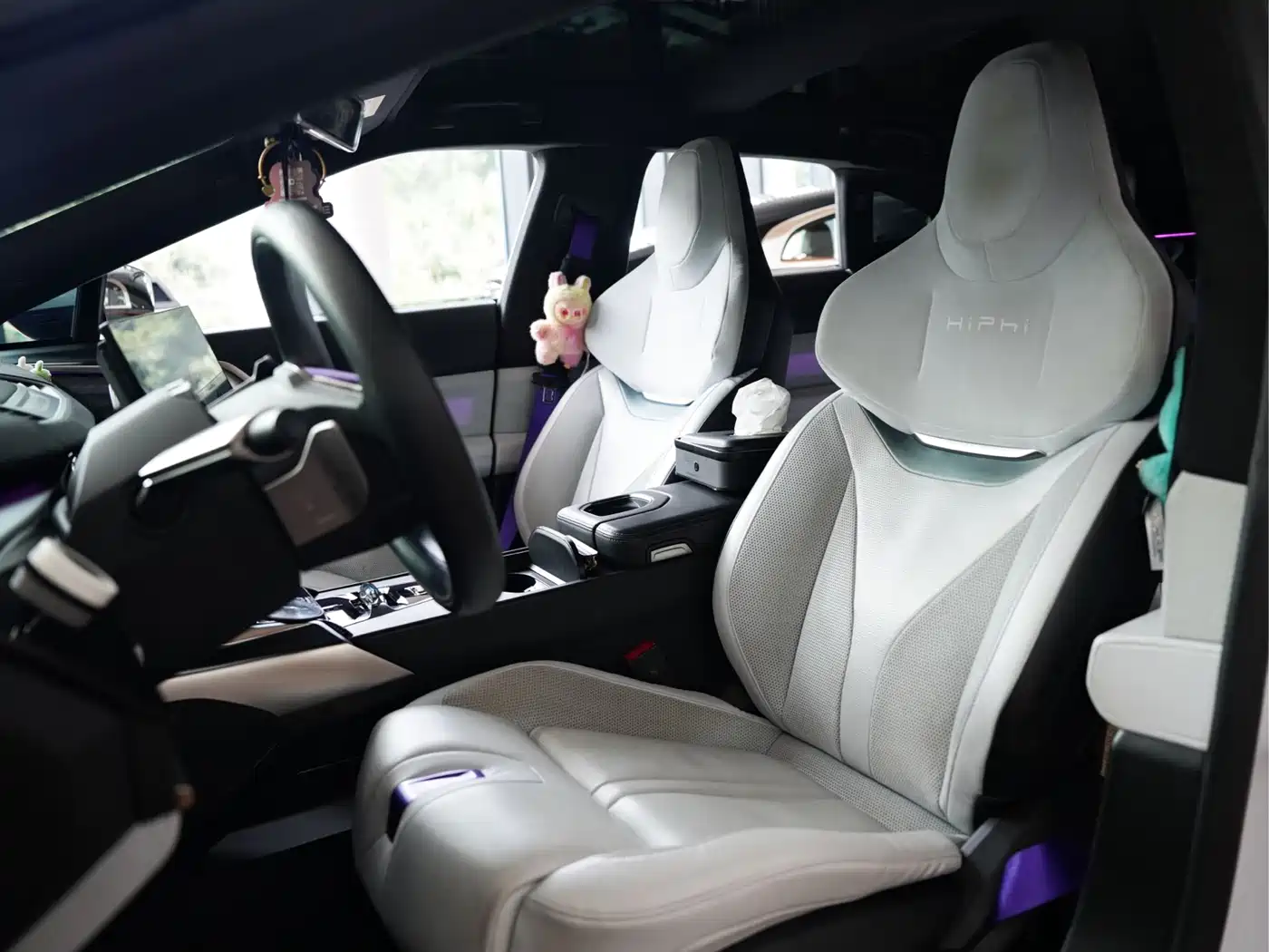 HiPhi Z 2023 4-Seater Edition фото 9