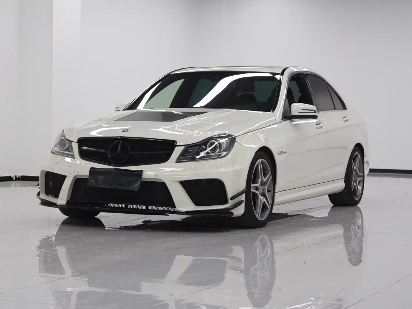 Mercedes-Benz C-Class AMG 2012 AMG C 63 Sport фото 2
