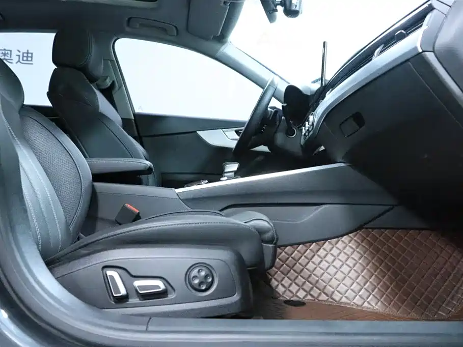 Audi A4L, миниатюра 7