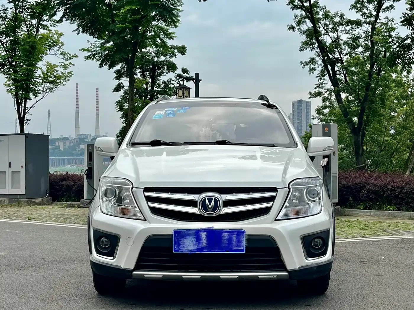 Changan CX20 2015 2014 1.4L Manual Sunroof Navigation Edition China V