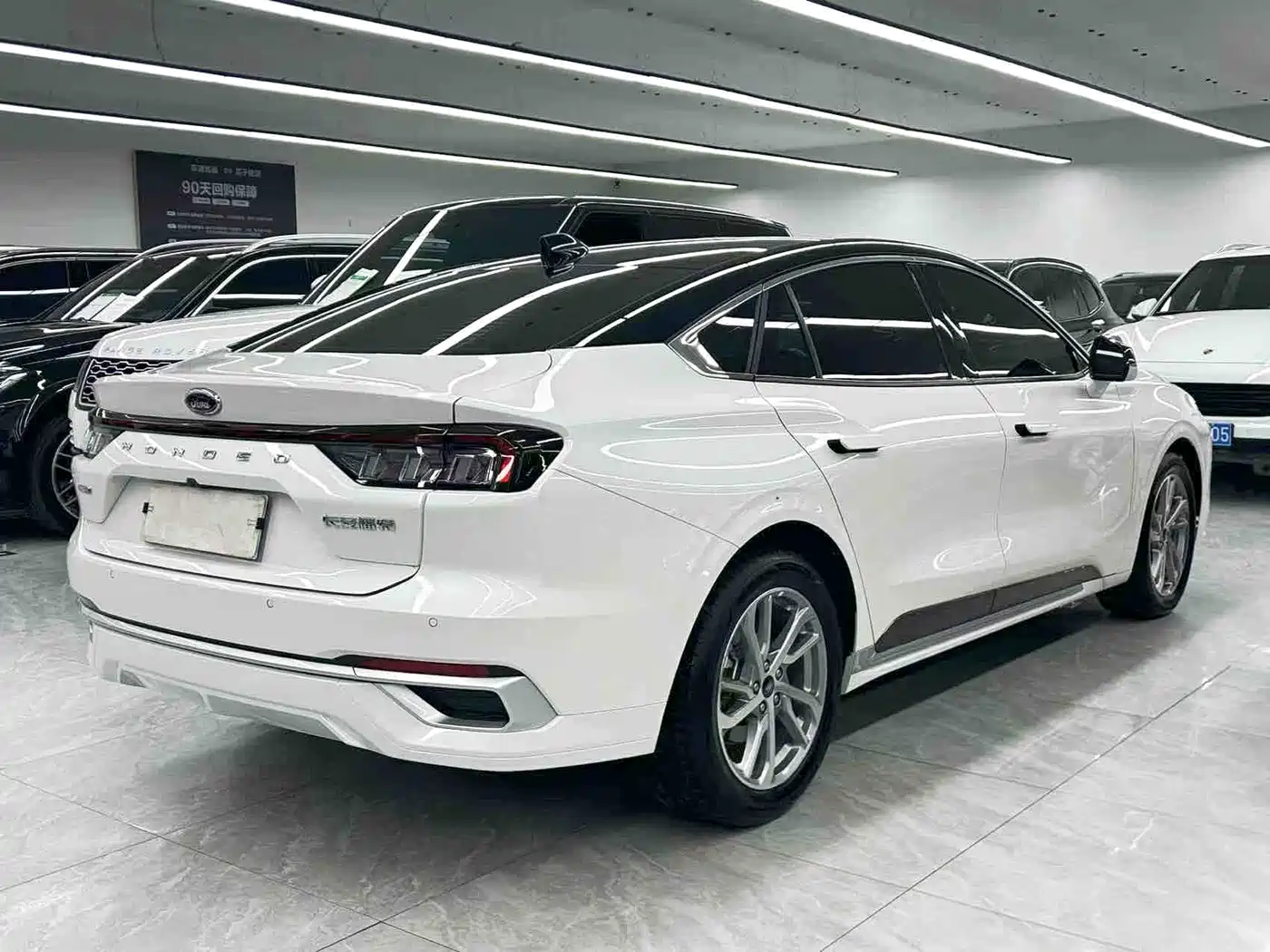 FORD MONDEO