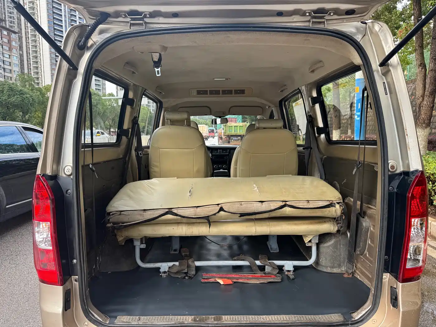 Wuling Motors Wuling Rongguang V 2016 2016 1.5L Standard