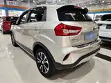 Фото 5 - Geely Vision X3