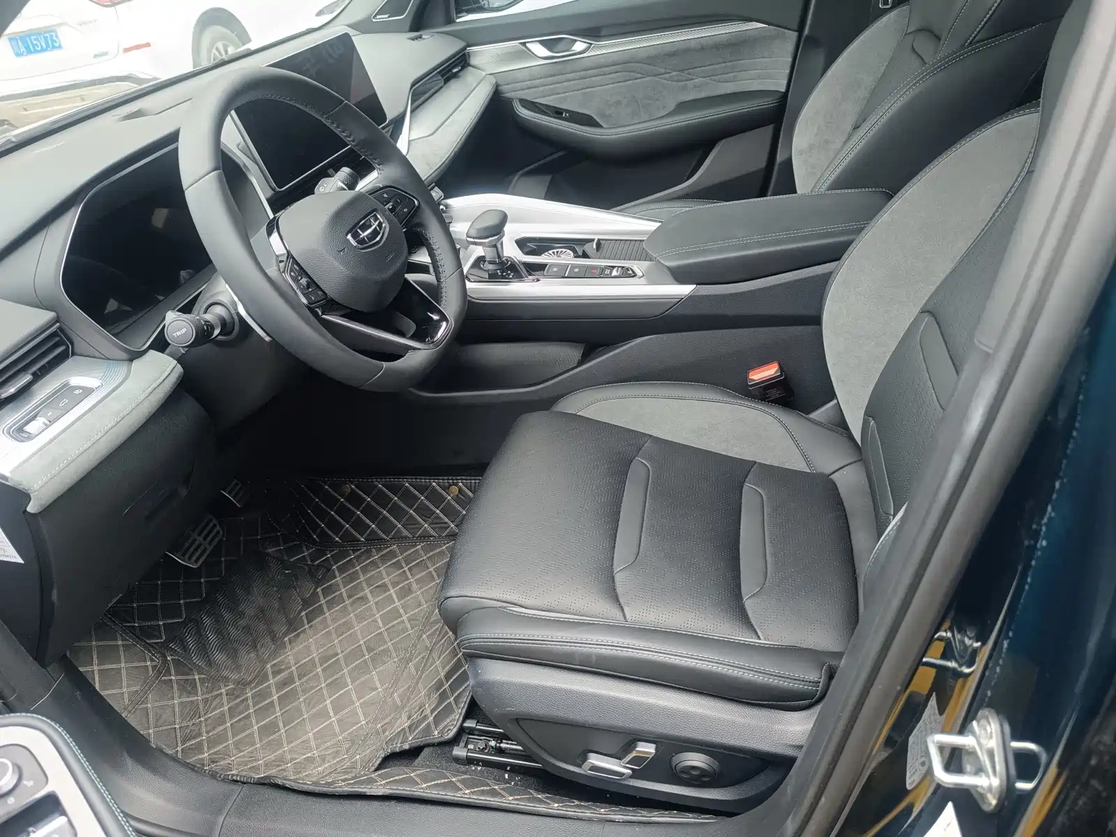Фото 5 - Geely Preface