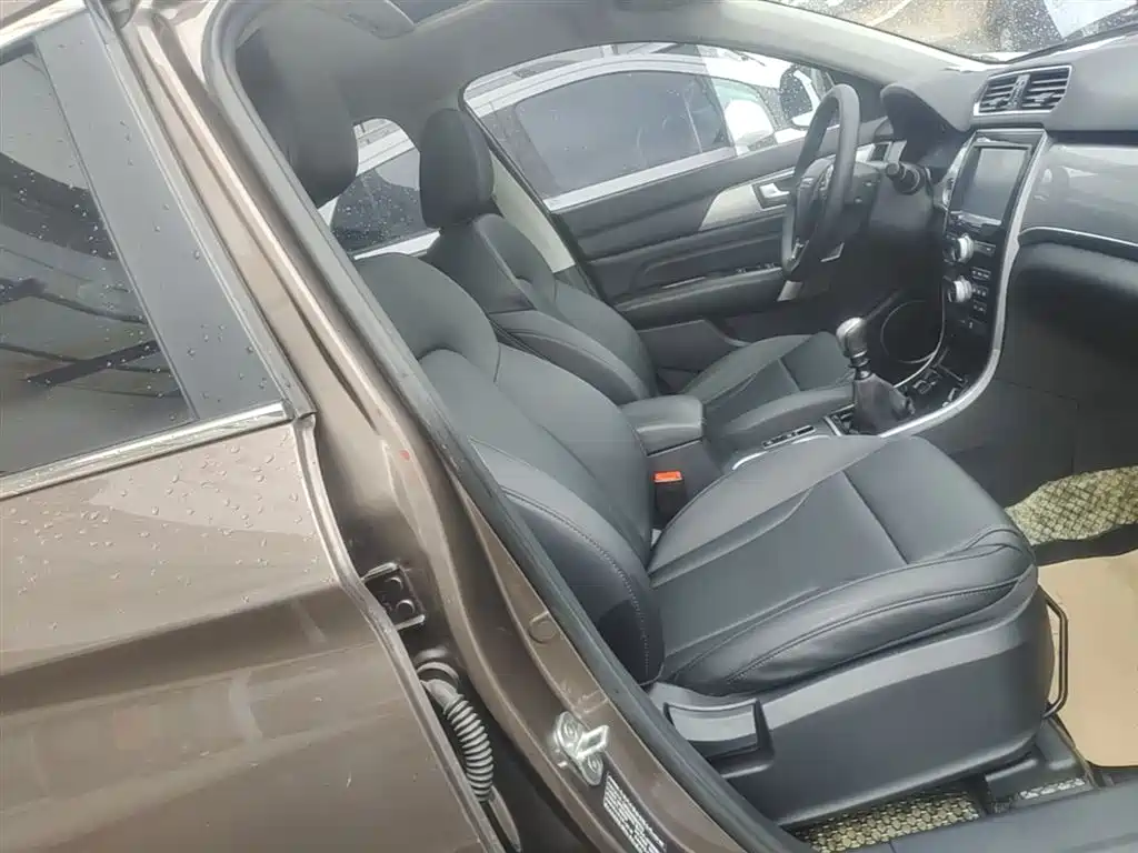 Haval H2 2018 Model Red Label 1.5T Manual 2WD Elite фото 25