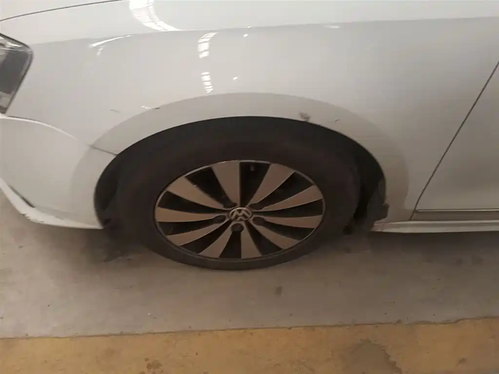 Volkswagen Sagitar 2017 180TSI Auto Exclusive Edition фото 23