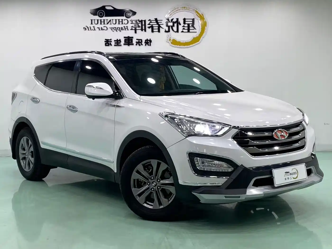 Hyundai Santa Fe 2013 2013 Model 2.4L Automatic 2WD Smart