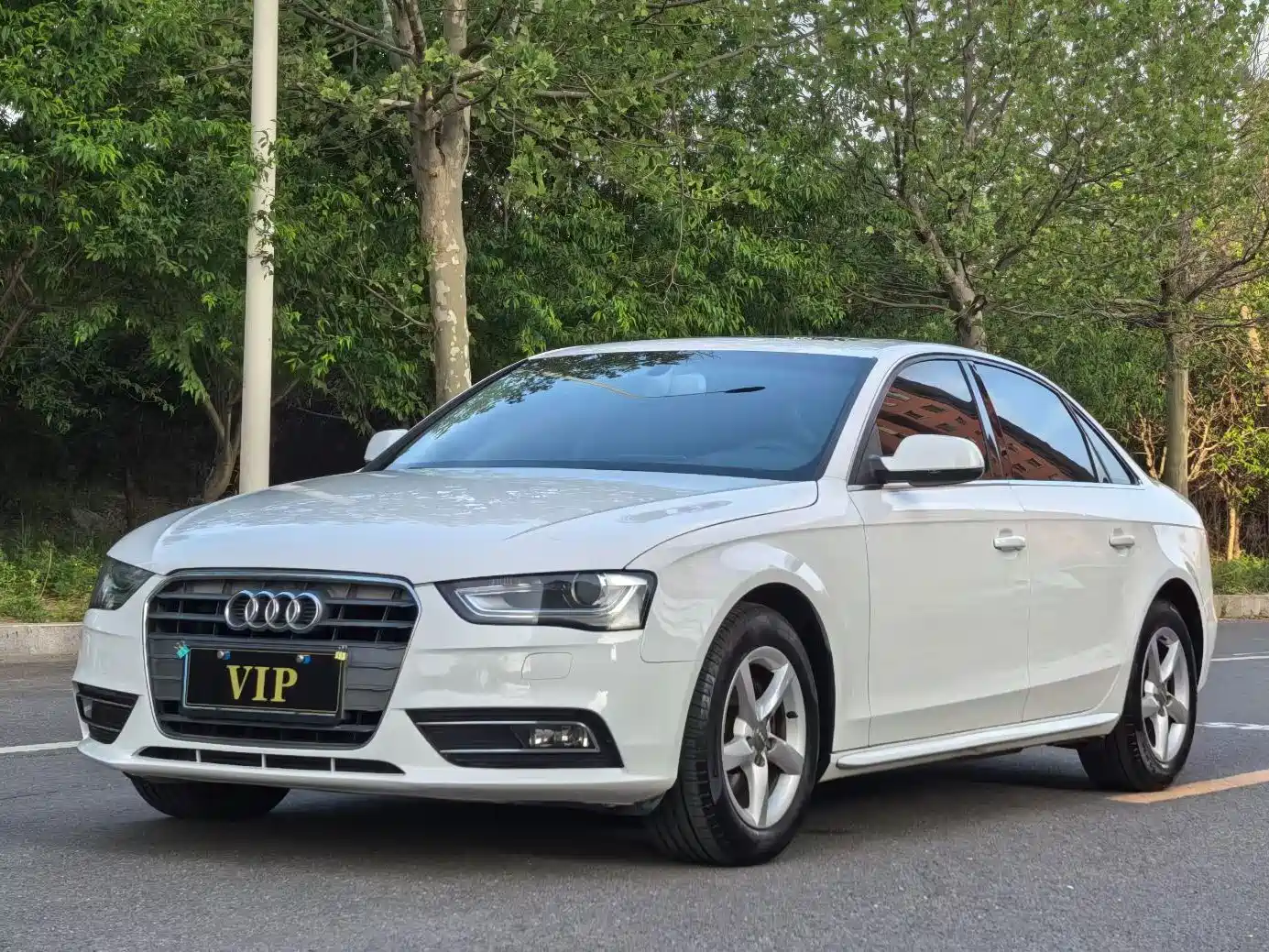 Audi A4L 2013 35 TFSI Automatic Standard