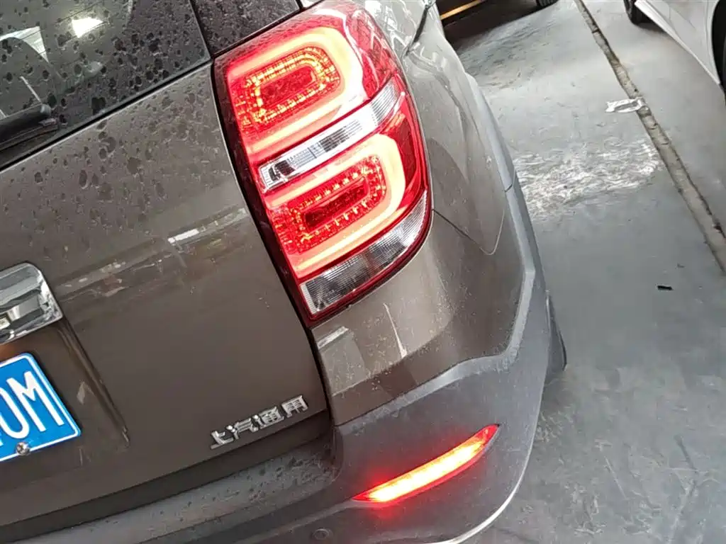 Chevrolet Captiva 2017 2017 2.4L 2WD Luxury Edition 7-Seater