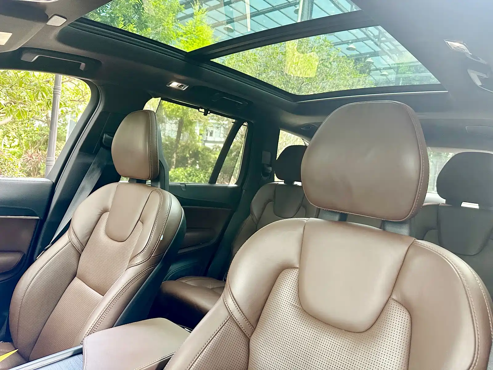 Фото 19 - Volvo XC90