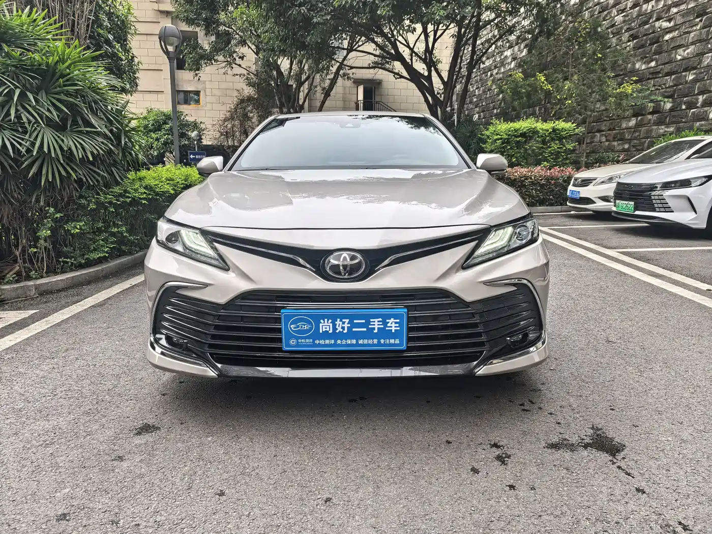 Toyota Camry 2021 2.0G Luxury Edition фото 2