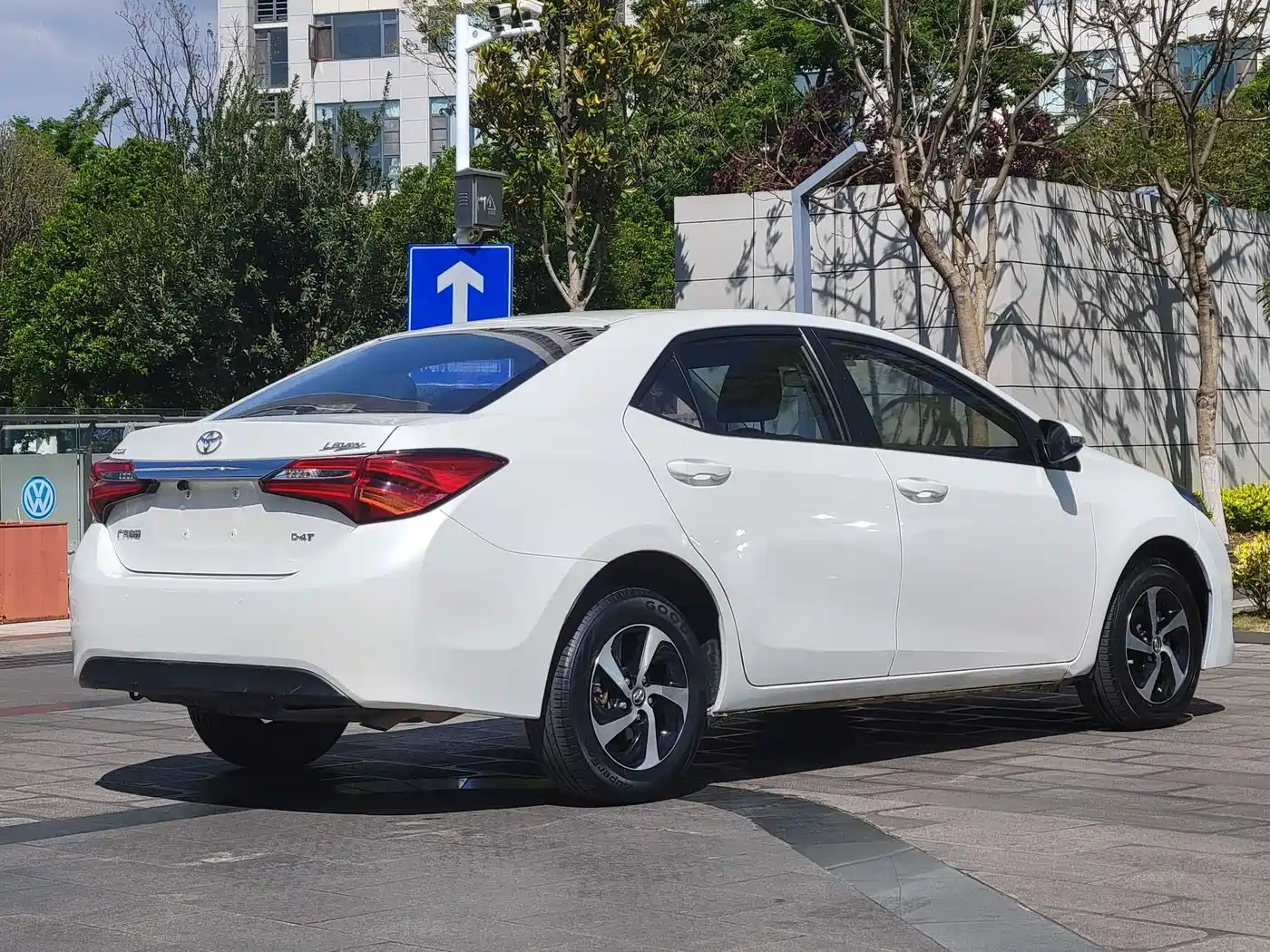 Toyota Levin 2017 Facelift 185T CVT Elite (China V) фото 4